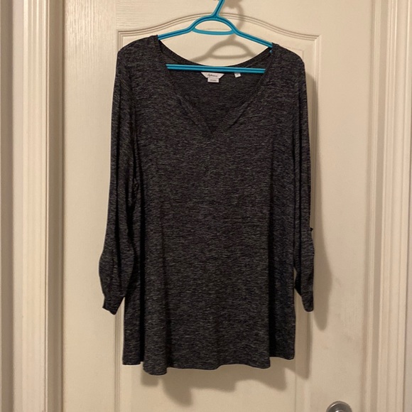 Reitman’s navy top with button up sleeves - Picture 1 of 5